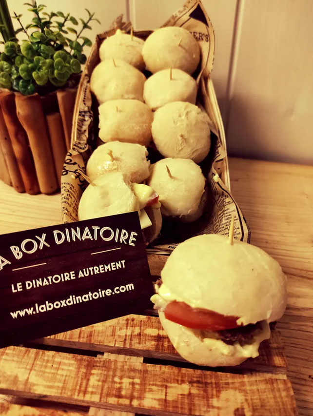  10 mini Cheese Burger